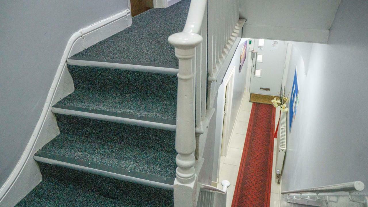 Comfort Stay Apartments Бирмингем Экстерьер фото